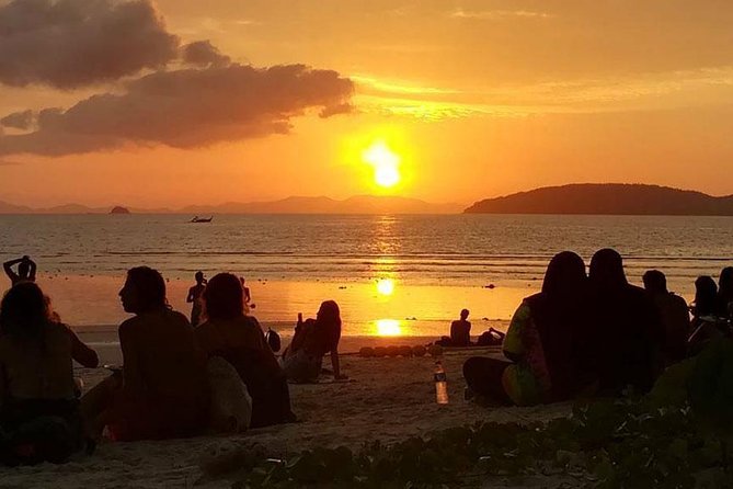 Bio Luminescent Swimming From Krabi - Tour Capacity and Accessibility