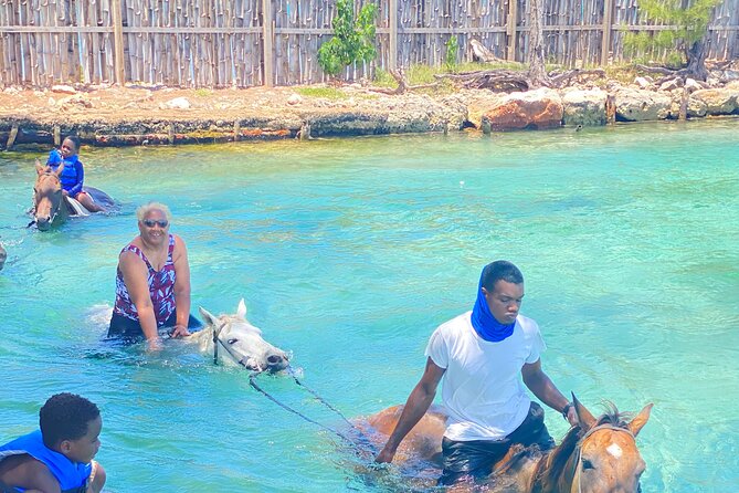 Birthday Celebration Experience in Jamaica + Transportation - Inclusions