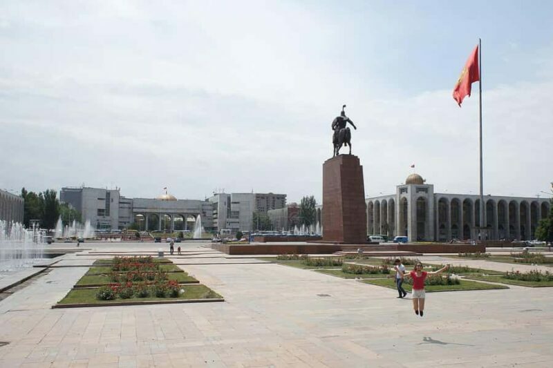 Bishkek: City walking Tour with Optional Bazaar Visit - Key Points