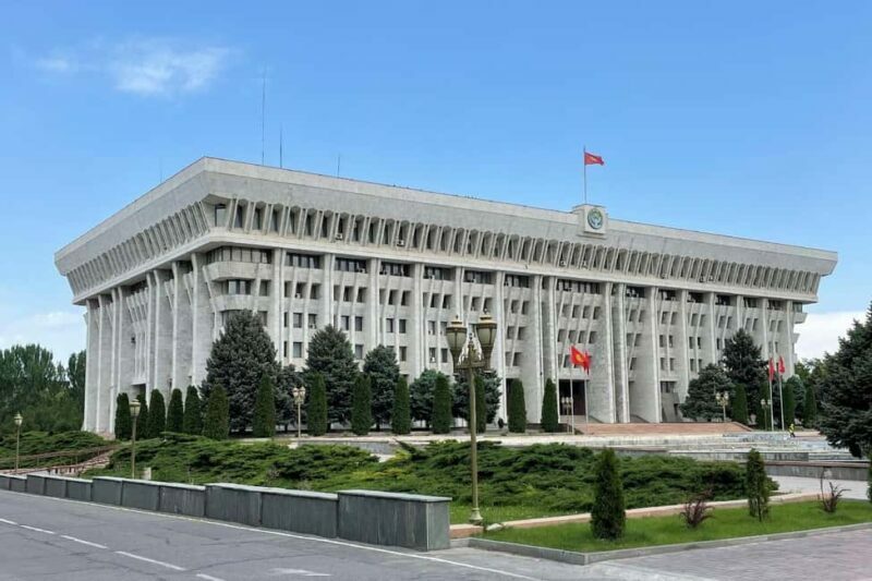Bishkek: Hidden Gems, Landmarks & Culture Walking Tour - An In-Depth Look at Bishkek’s Hidden Gems & Landmarks