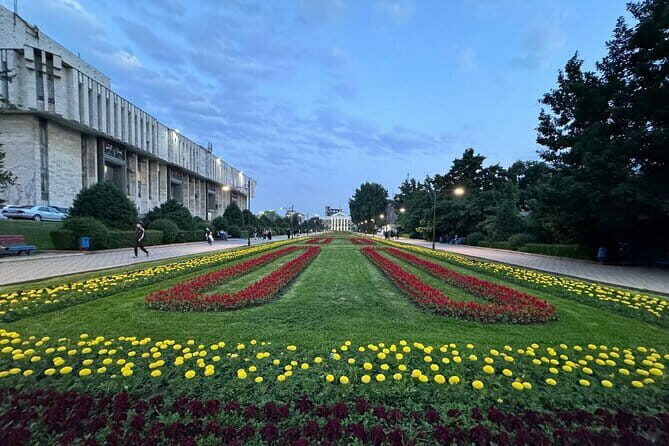 Bishkek : USSR History , Soviet Architects , Statues & Mosaics - An In-Depth Look at the Bishkek Soviet Heritage Tour