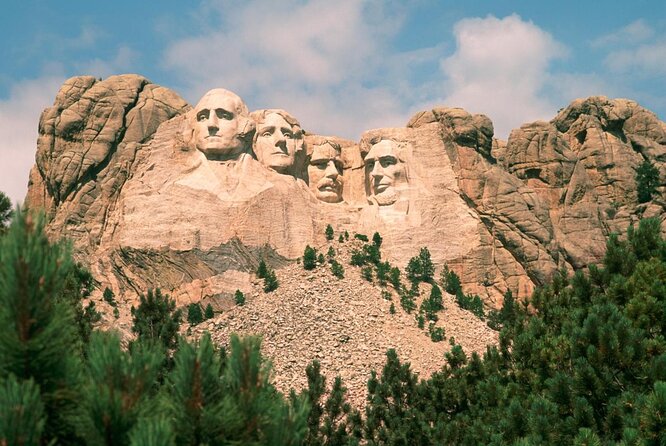 Bite-Sized Beauty: Black Hills Express Tour - Key Points