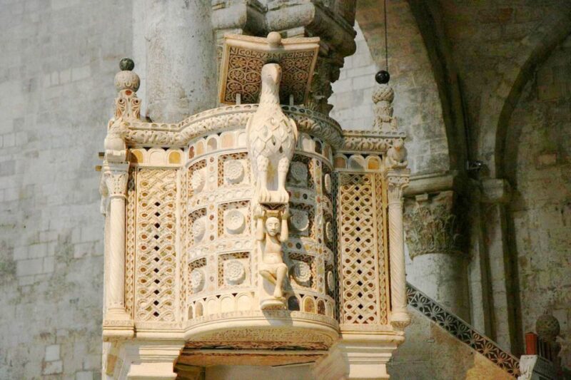 Bitonto: 2-Hour Guided Walking Tour - Historical Palaces and Sites