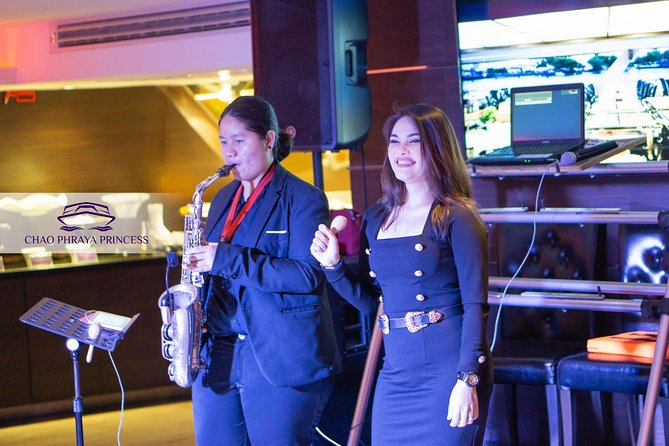 BKK ChaoPhraya Romantic Cruise Dinner Cruise &Transfer(optional) - Landmarks and Views