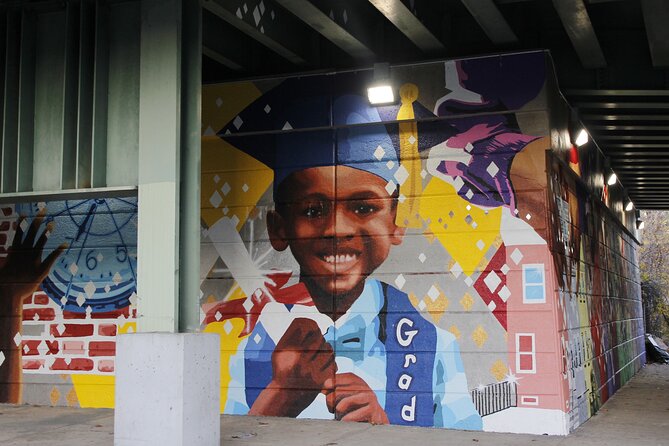 Black Be Beautiful Mural Tour in Philadelphia - Accessibility