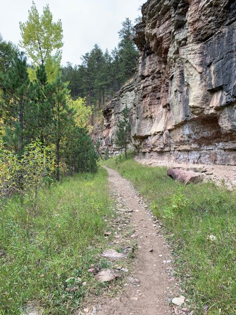 Black Hills: Private Tour of Mt. Rushmore & Flume Trail Hike - Itinerary Highlights