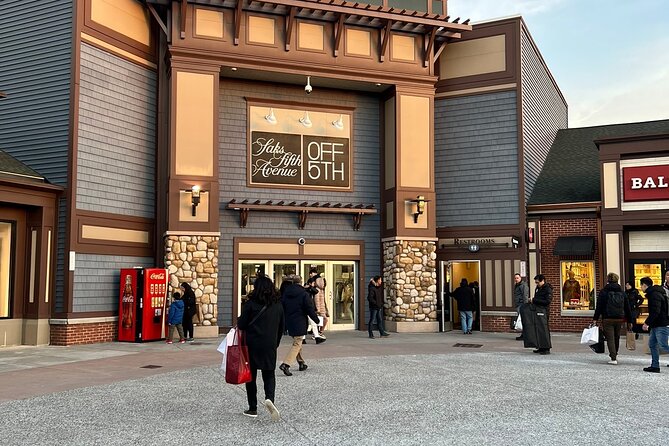 Black SUV - 7hs Staying Woodbury Outlets - Up to 6pax - Free Tax - Booking and Pricing