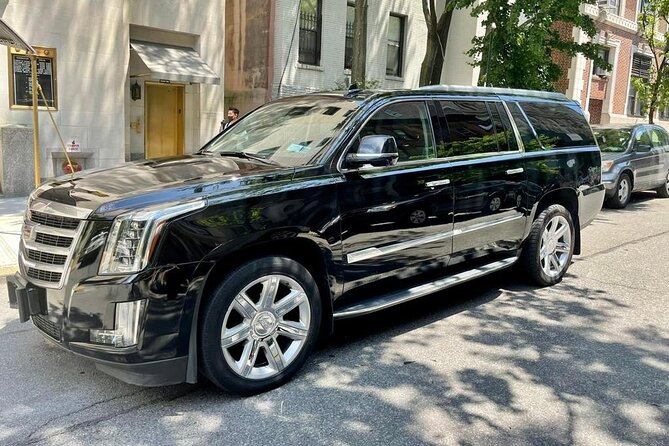 Black SUV Transfer From or To JFK, LGA, EWR - All Fees Included - Commitment to Excellence