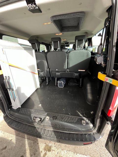 Blarney Castle and Cork City:Private Taxi Tour . - Guided Experience