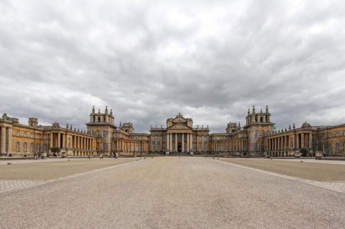 Blenheim Palace and Cotswold Private Tour With Pass - Itinerary and Key Stops