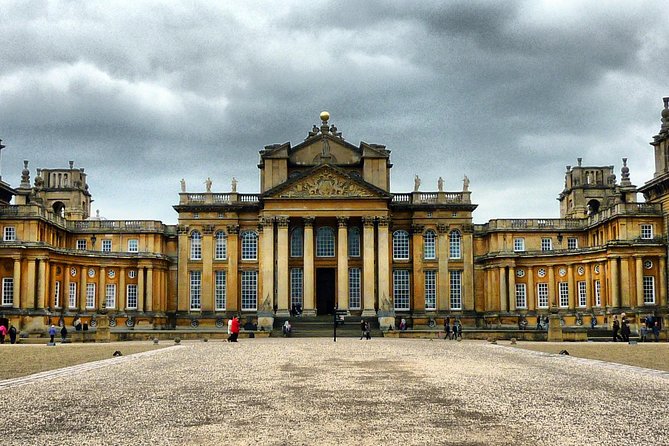 Blenheim Palace Guided Tour (With or Without Additional Tour of Oxford City) - Meeting and Pickup