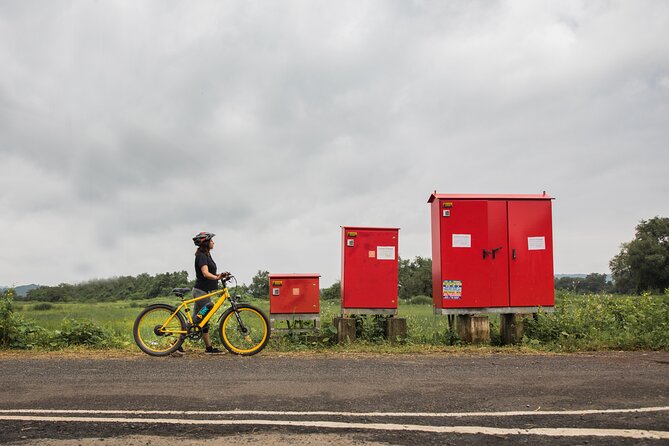 BLive Electric Bike Tours – Vibes of Vagator - Chapora Fort Road Exploration