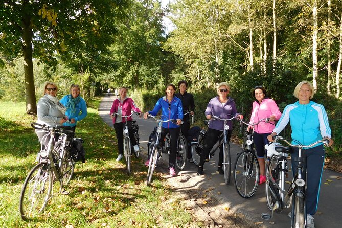 Bloemendaal Highlights: Guided Bike Tour Close to Amsterdam - Inclusions and Meeting Information