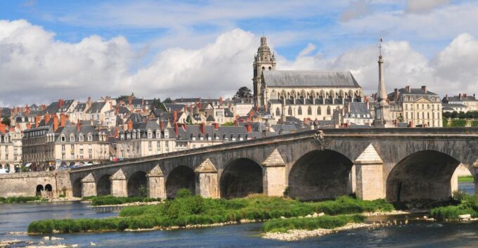 Blois: Private Tour of Blois Castle With Entry Tickets - Booking Information