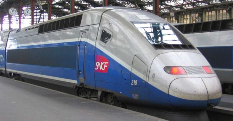 Blois: Transfer to Vendôme Central or TGV Stations - Service Features
