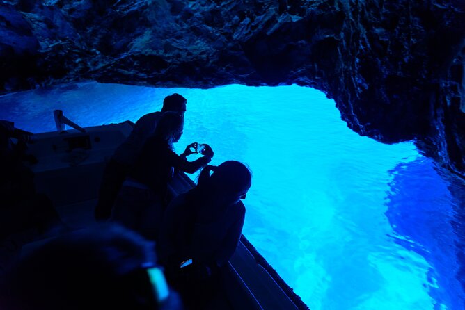 Blue Cave and Town Hvar With 5 Island Boat Tour - Traveler Reviews