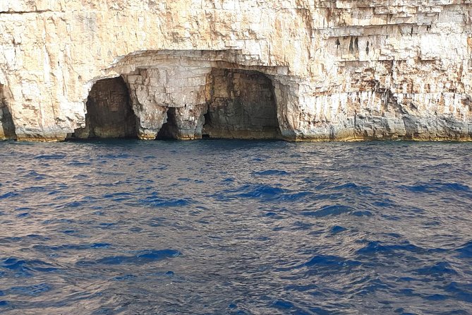 Blue Cave, Blue Lagoon, Hvar Island and Shipwreck - Private Boat Tour - Visiting Budikovac Island