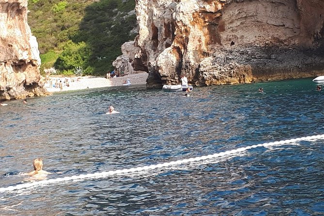 Blue Cave, Blue Lagoon, Hvar Island and Shipwreck - Private Boat Tour - Snorkeling Opportunities