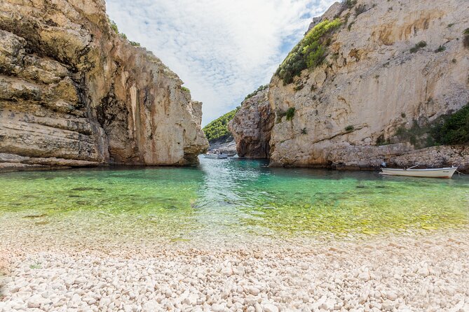 Blue Cave, Blue Lagoon, Pakleni Islands Group Boat Tour From Hvar - Tour Conditions and Flexibility