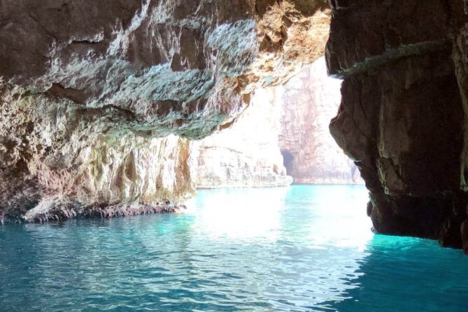 Blue Cave & Lady of the Rocks 3 Hrs Private Tour (Up to 8 Pax) - Meeting and Pickup Information