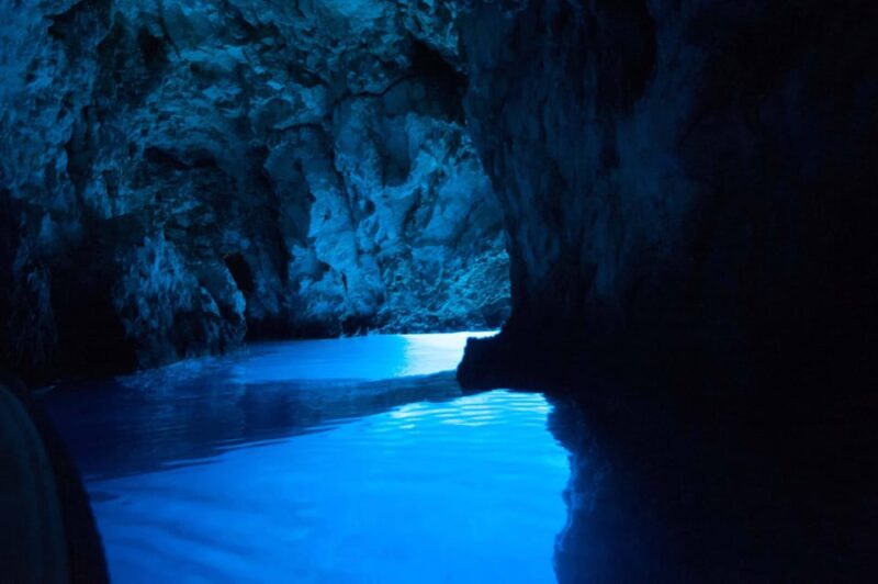 Blue Cave Tour From Hvar - Palmižana