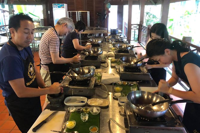 Blue Elephant Thai Cooking Class With Additional Dessert in Phuket - Mondays Sample Cooking Class Menu