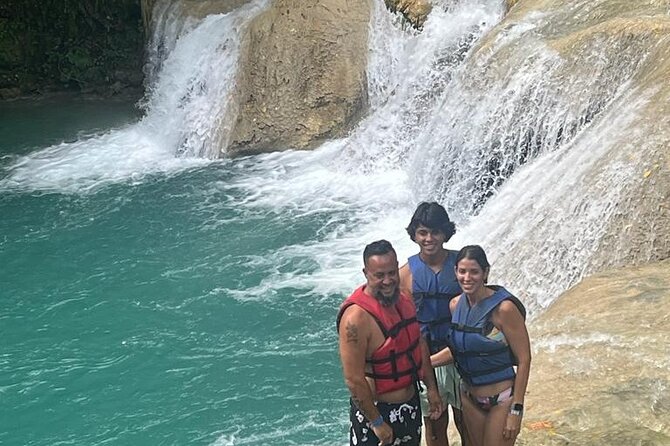 Blue Hole Adventurous and Relaxing River Tubing Water Activities in Ocho Rios - Participant Information