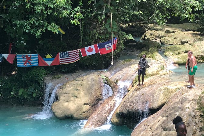 Blue Hole & Beach Transportation Only - Reviews Summary