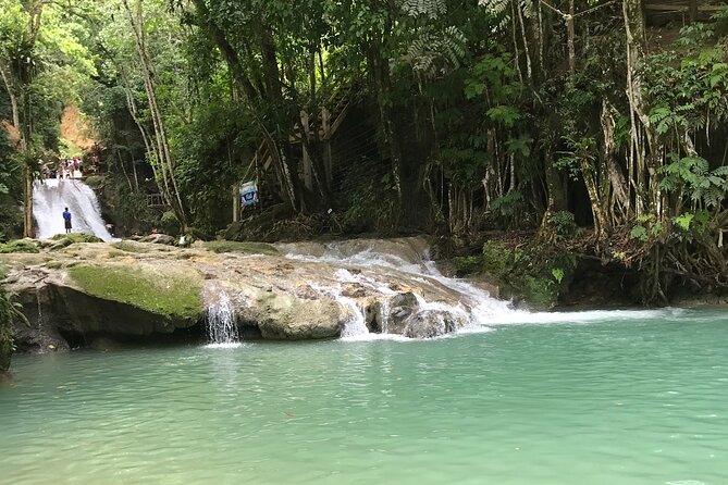 Blue Hole- Bob Marley Nature Tour From Ocho Rios - Pickup and Transportation Details