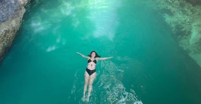 Blue Hole Mineral Spring and Ricks Cafe Private Tour - Exploring the Blue Hole