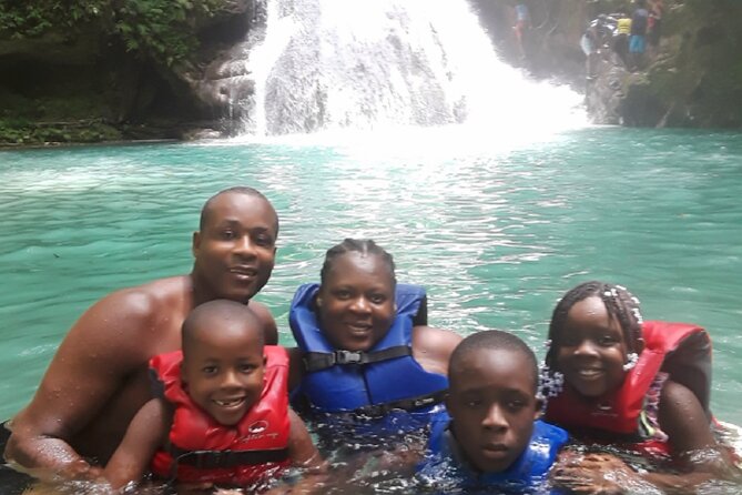 Blue Hole Private Tour From Ocho Rios - Exploring Blue Hole Falls
