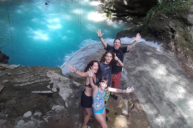 Blue Hole Tour From Ocho Rios - Guides Knowledge and Expertise