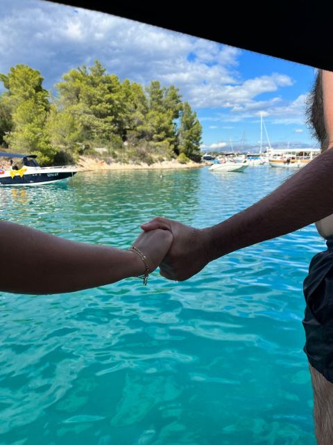 Blue Lagoon & 3 Islands Tour, Water and Wine Included - Itinerary and Activities