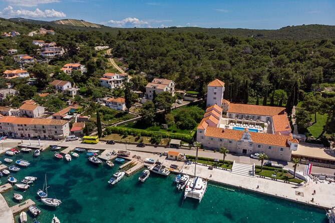 Blue Lagoon and Šolta Island Private Speedboat Tour - Positive Customer Feedback