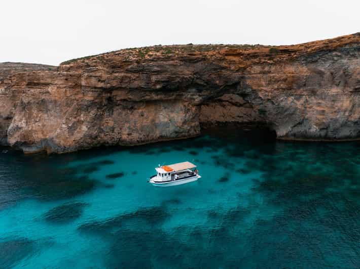 Blue Lagoon, Beaches and Bays Trip in Comino and Malta - Key Points