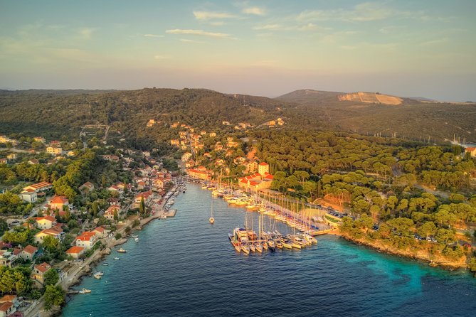 Blue Lagoon & Maslinica Half Day Tour From Trogir - Customer Reviews