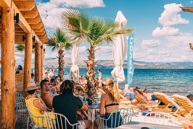 Blue Lagoon Private Tour From Trogir - LUNCH in the RESTAURANT INCLUDED - Dining Experience
