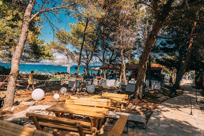 Blue Lagoon Private Tour From Trogir - LUNCH in the RESTAURANT INCLUDED - Discovering Ciovo Island