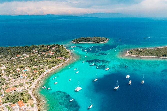 Blue Lagoon, Shipwreck, and Trogir With Lunch and Drink - Inclusions