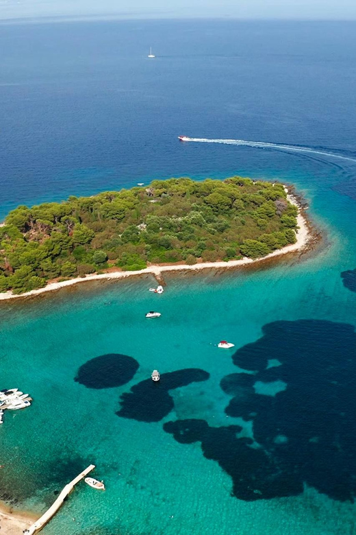Blue Lagoon & Trogir Private Half-day Speedboat Tour - Tour Experience