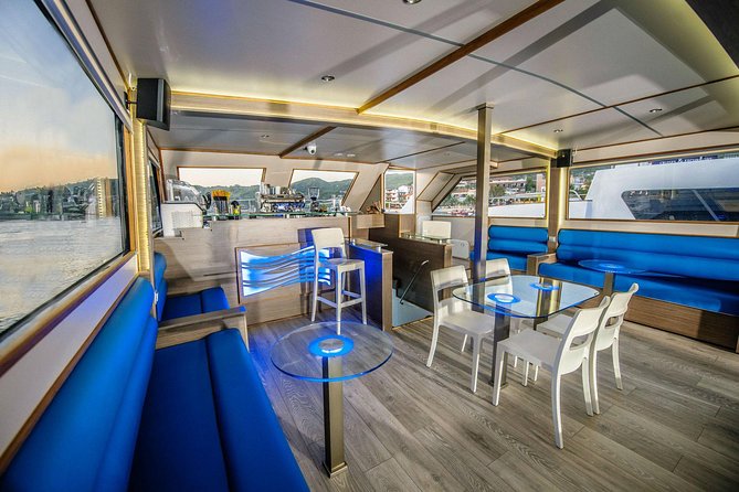 Blue Lagoon-Vourvourou Lunch Cruise From Ouranoupolis - Tour Group Size