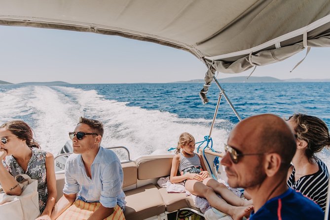 Blue Lagoon & Wine Tasting - 3 Islands Tour - Dietary Requirements