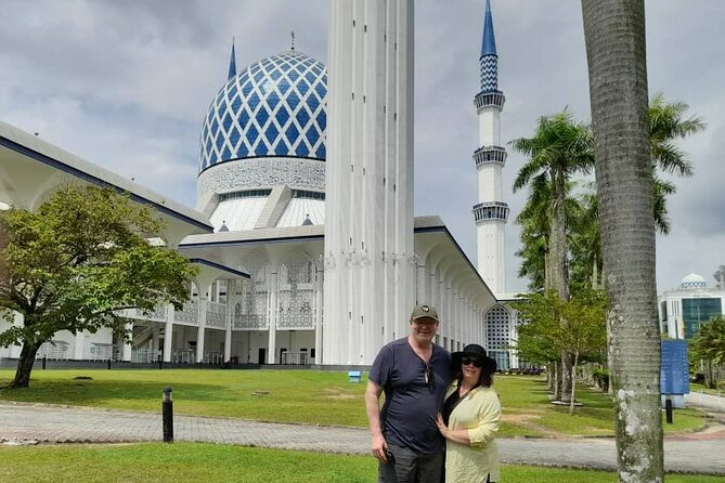 Blue Mosque and Batu Caves Private Tour From Kuala Lumpur - Booking Information