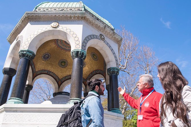 Blue Mosque and Sultanahmet Tour - Guide Expertise and Feedback