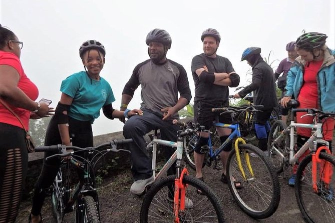 Blue Mountain Bicycle Tour From Kingston - Inclusions and Group Details