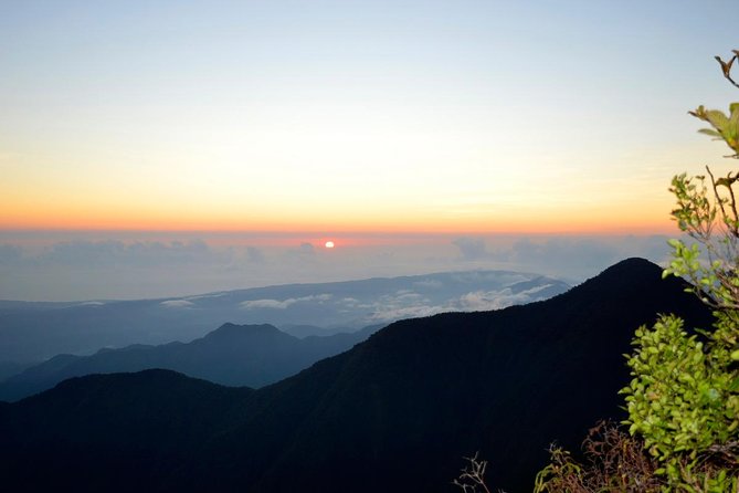 Blue Mountain Peak Hiking Tour From Kingston - Breathtaking Views
