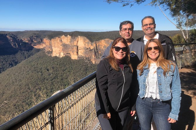 Blue Mountains: Three Sisters, Scenic World and Wildlife Park - Tour Duration and Group Size