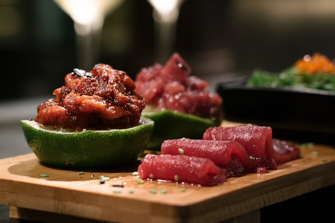 Bluefin Tuna Tasting in the Most Prestigious Market of Spain - Indulging in the Wakame Salad