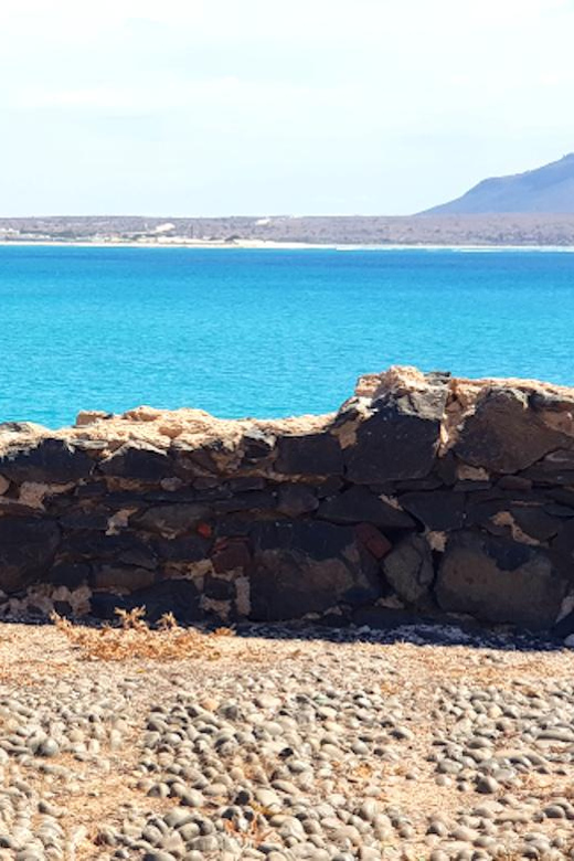 Boa Vista: Motoryacht Trip With Fishing, Snorkeling, Beach BBQ - Key Points
