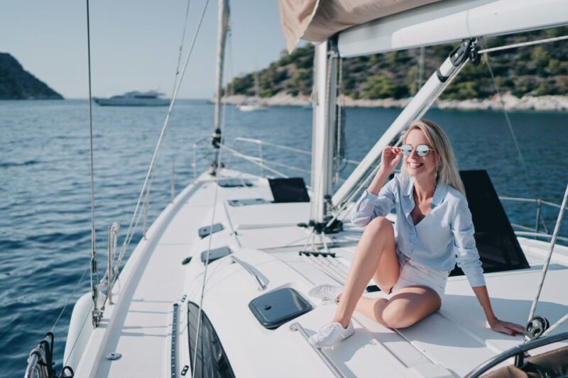 Boat Cruise and a Private Walking Tour of Lubecks Old Town - Tour Highlights
